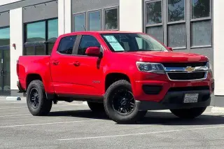 Chevrolet Colorado 2017 4x2 LT 4 puertas cabina completa 5 pies SB