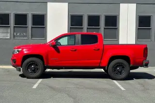 Chevrolet Colorado 2017 4x2 LT 4 puertas cabina completa 5 pies SB