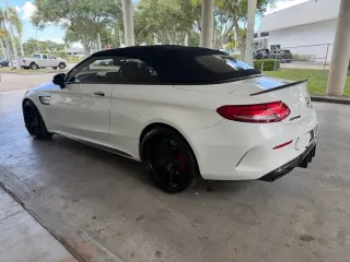Mercedes-Benz Clase C 2017 AMG C 63 S 2dr Convertible