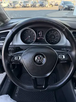 Volkswagen Golf 2016