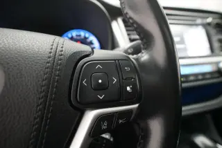 Toyota Highlander 2018 AWD XLE 4dr SUV
