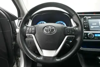 Toyota Highlander 2018 AWD XLE 4dr SUV
