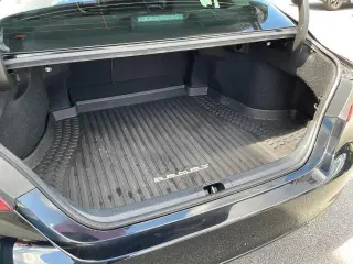 Toyota Camry 2024 con tracción en las cuatro ruedas SE 4dr Sedan