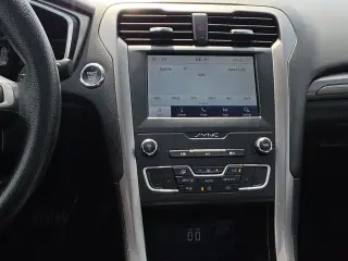 Ford Fusion 2020 AWD SE 4dr Sedan