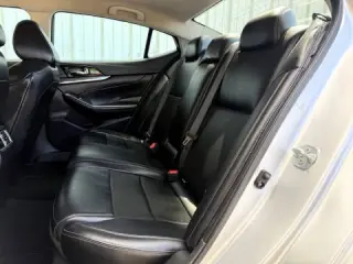 2021 Nissan Maxima