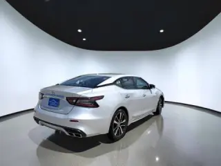 2021 Nissan Maxima