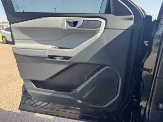 Ford Explorer 2023