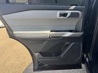 Ford Explorer 2023