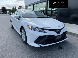 Toyota Camry 2019 LE 4dr Sedán