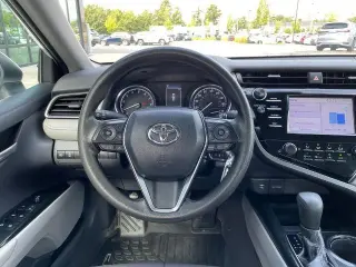 Toyota Camry 2019 LE 4dr Sedán