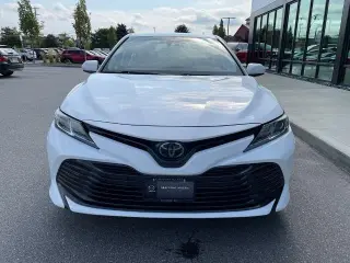 Toyota Camry 2019 LE 4dr Sedán