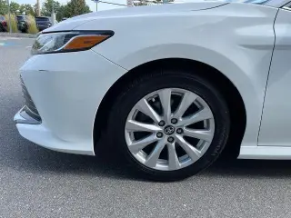 Toyota Camry 2019 LE 4dr Sedán