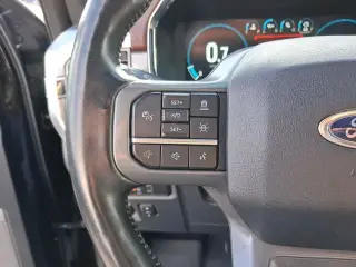 Ford F-150 2022 4x4 Lariat 4dr SuperCrew 5.5 ft. SB