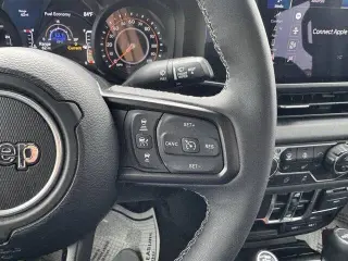 2025 Jeep Gladiator