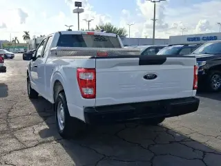 Ford F-150 2022 4x2 XL 4dr SuperCab 6.5 ft. SB