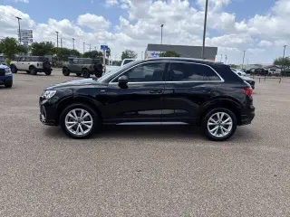2022 Audi Q3