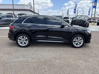 2022 Audi Q3