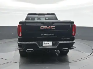 GMC Sierra 1500 2022 4x2 Denali 4dr Crew Cab 5.8 ft. SB