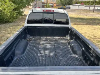 Toyota Tundra 2003