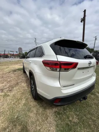 2017 Toyota Highlander