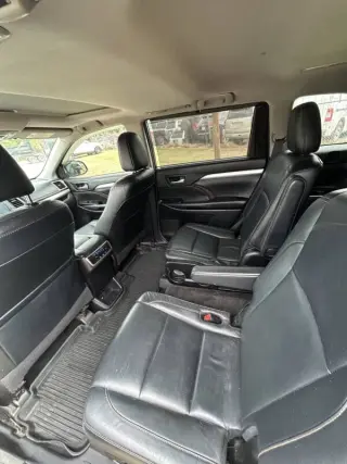 2017 Toyota Highlander