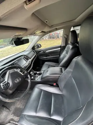 2017 Toyota Highlander