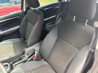 Honda Fit 2015 LX 4dr Hatchback CVT