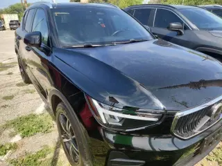 2023 Volvo XC40
