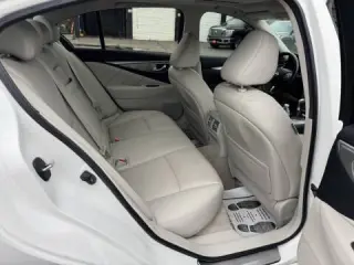 2015 INFINITI Q50