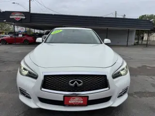 2015 INFINITI Q50