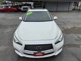 2015 INFINITI Q50