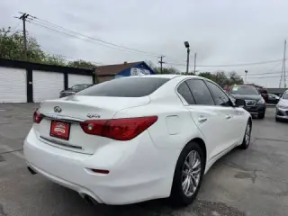 2015 INFINITI Q50