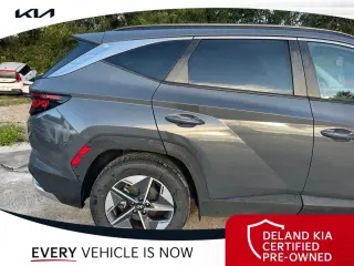 Hyundai TUCSON 2025 SEL 4 SUV