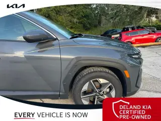 Hyundai TUCSON 2025 SEL 4 SUV