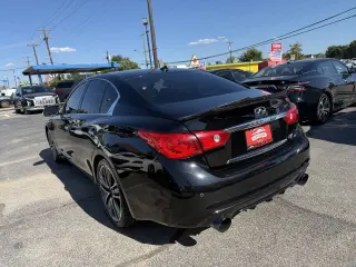 2017 INFINITI Q50