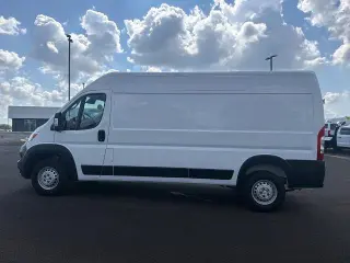 Furgón de carga ProMaster 2026 SLT+ 2500 159 WB 3dr High Roof