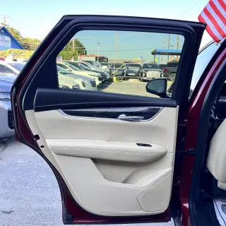 2017 Cadillac XT5