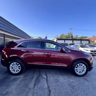 2017 Cadillac XT5