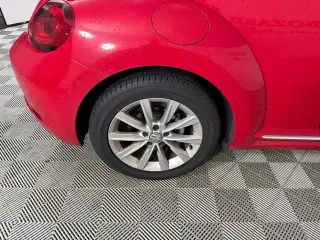 Volkswagen Beetle 2018 2.0T SE 2dr Coupe
