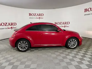 Volkswagen Beetle 2018 2.0T SE 2dr Coupe