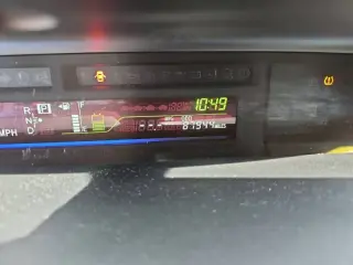 Toyota Prius v del año 2012