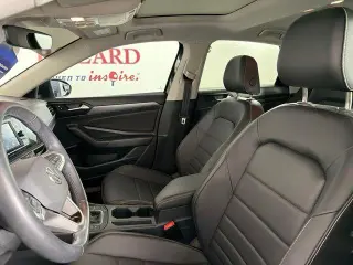 Volkswagen Jetta 2023 SE 4dr Sedán