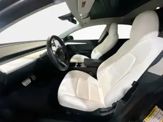 Tesla Model 3 2023 AWD Performance 4dr Sedán