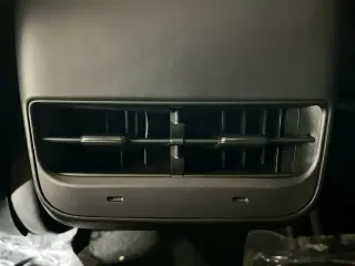 Tesla Model 3 2023 AWD Performance 4dr Sedán