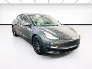 Tesla Model 3 2023 AWD Performance 4dr Sedán