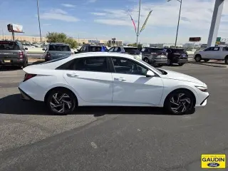 Hyundai ELANTRA 2025 SEL Convenience 4dr Sedán