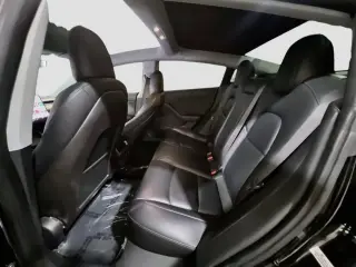 Tesla Model 3 2018 Long Range 4dr Fastback