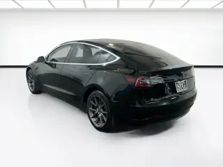 Tesla Model 3 2018 Long Range 4dr Fastback