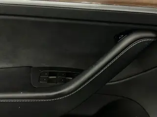 Tesla Model 3 2022 4dr Sedán