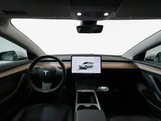 Tesla Modelo 3 2024 4 puertas Sedán